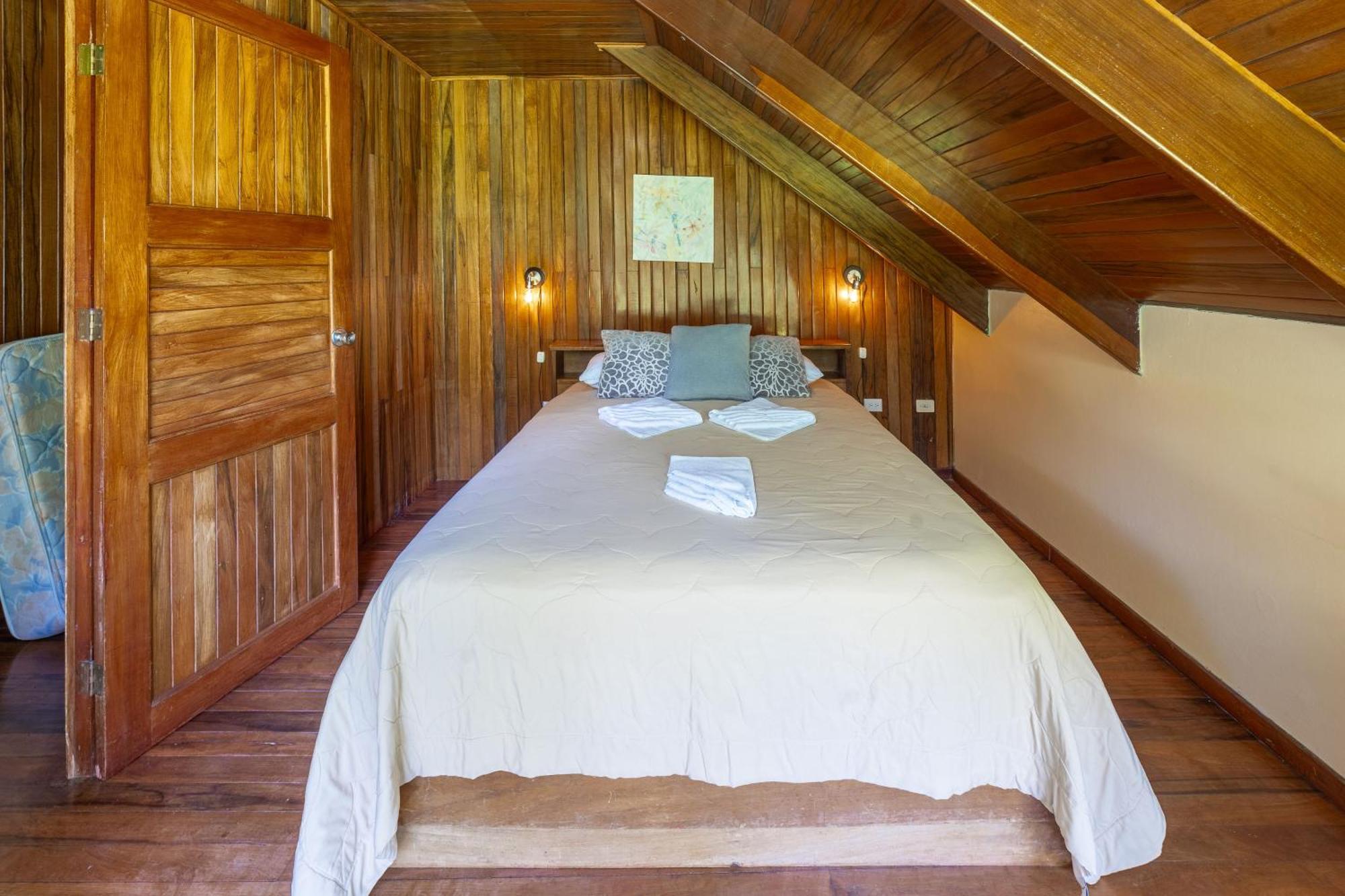Casa Violeta Home Rentals Монте-Верде Экстерьер фото