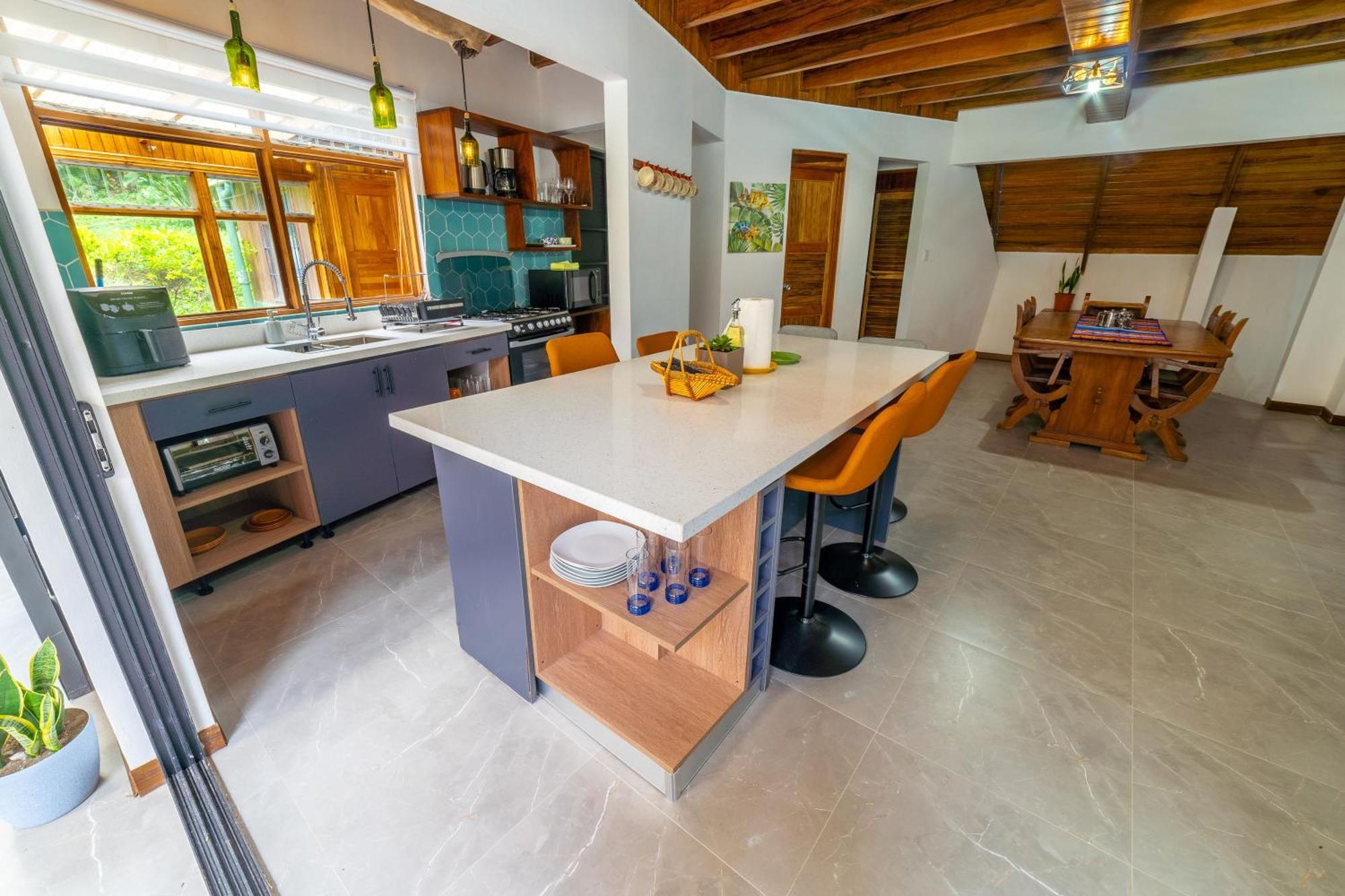 Casa Violeta Home Rentals Монте-Верде Экстерьер фото