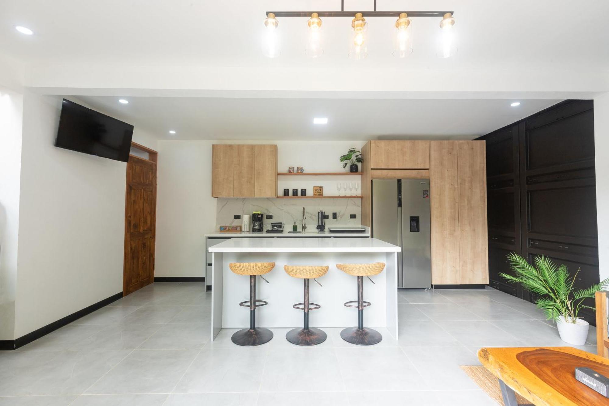 Casa Violeta Home Rentals Монте-Верде Экстерьер фото